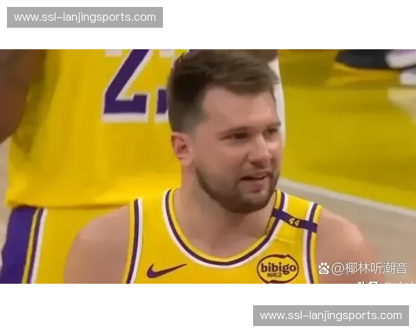 雷迪克试验东契奇无球战术 湖人进攻空间得到改善 雷迪克试验东契奇无球战术 湖人进攻空间得到改善